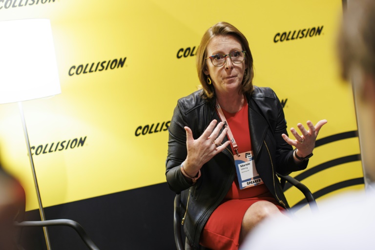 Le site Booking tire la sonnette d'alarme sur les arnaques aux voyages liées à l'IA