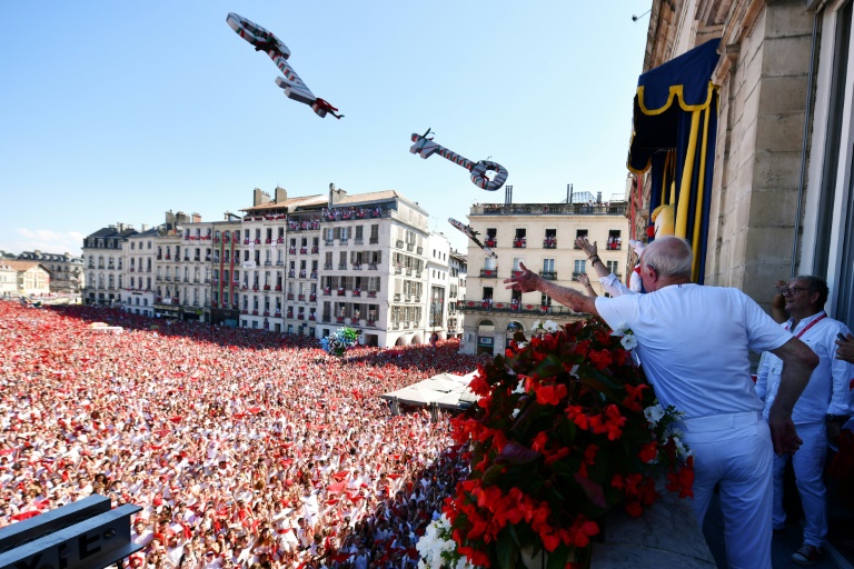 Les Fêtes de Bayonne, endeuillées l'an dernier, ouvertes devant des milliers de personnes