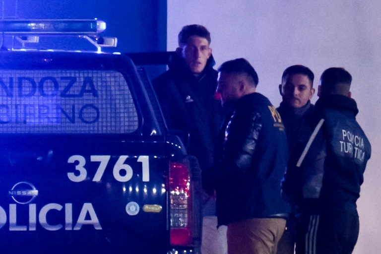 Deux rugbymen français inculpés pour viol aggravé en Argentine encourent de 8 à 20 ans de prison