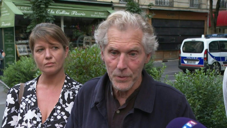 Une voiture percute une terrasse à Paris: un mort, la piste de l'accident privilégiée