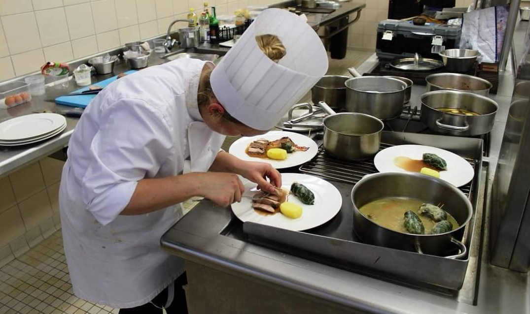 À Canteleu, le lycée hôtelier Georges Baptiste veut former à l’excellence 