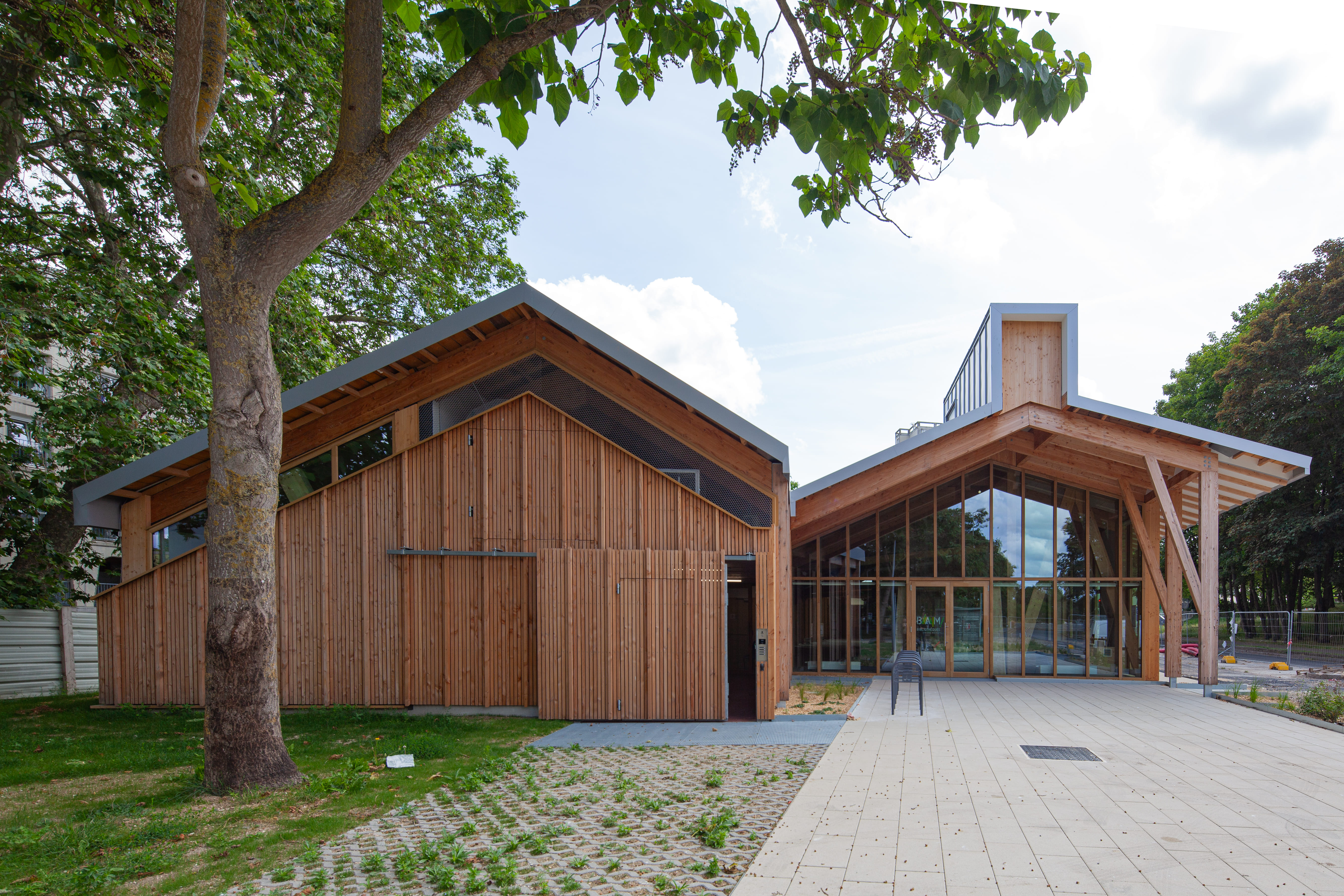 La médiathèque bioclimatique d’Étouvie récompensée par plusieurs prix