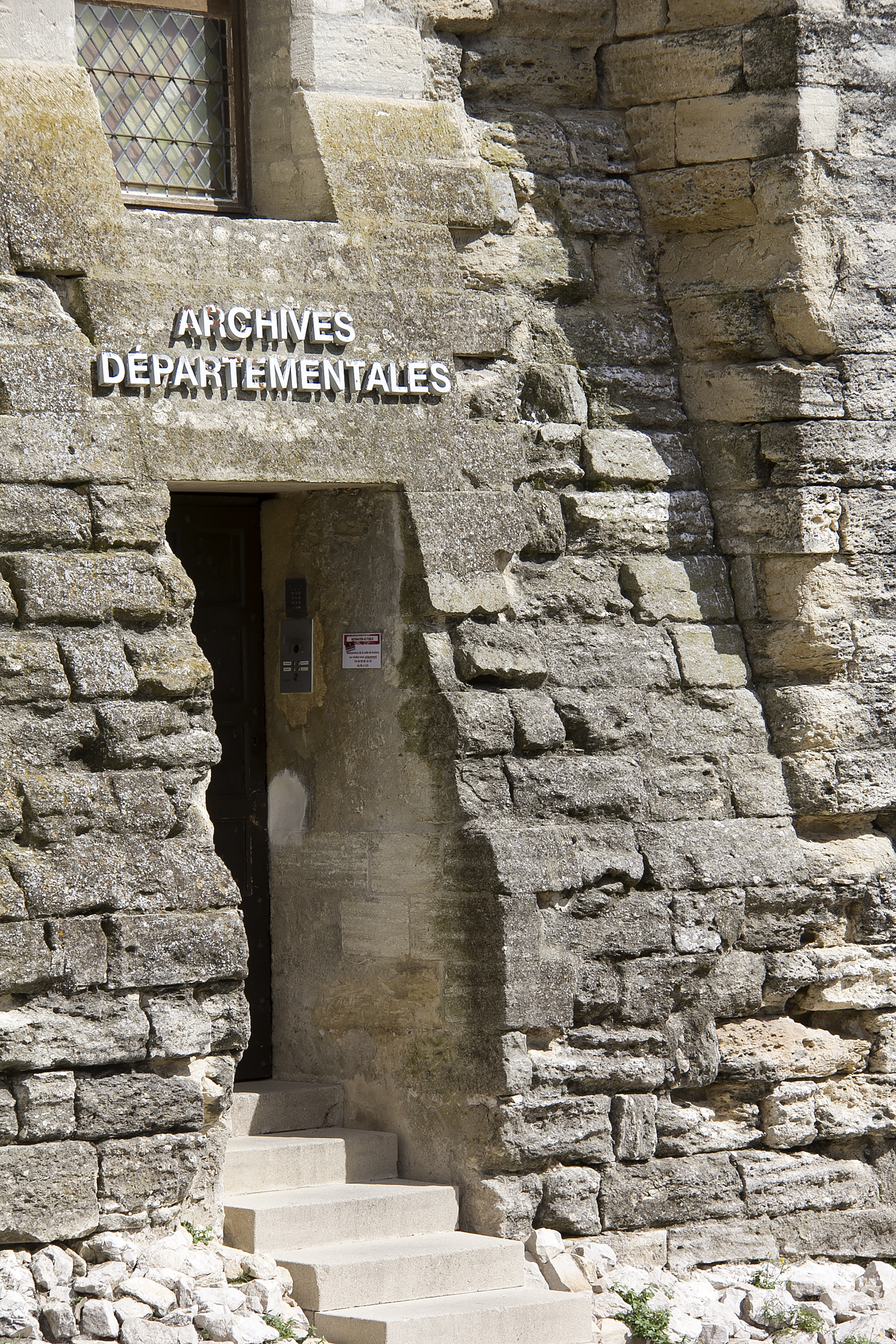 La salle de lecture des archives départementales change ses horaires