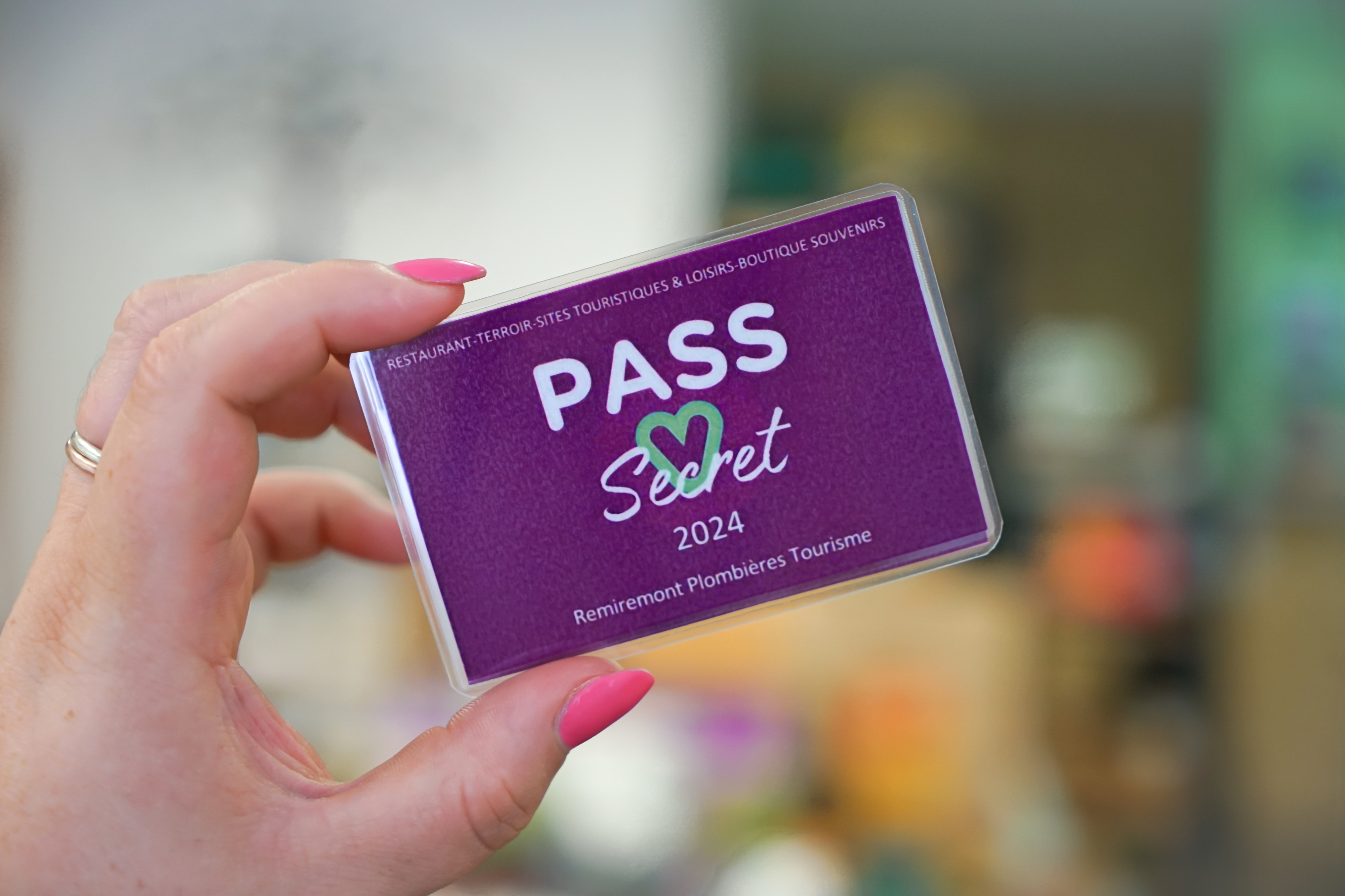 Une carte d’hôte pour se divertir à petit prix