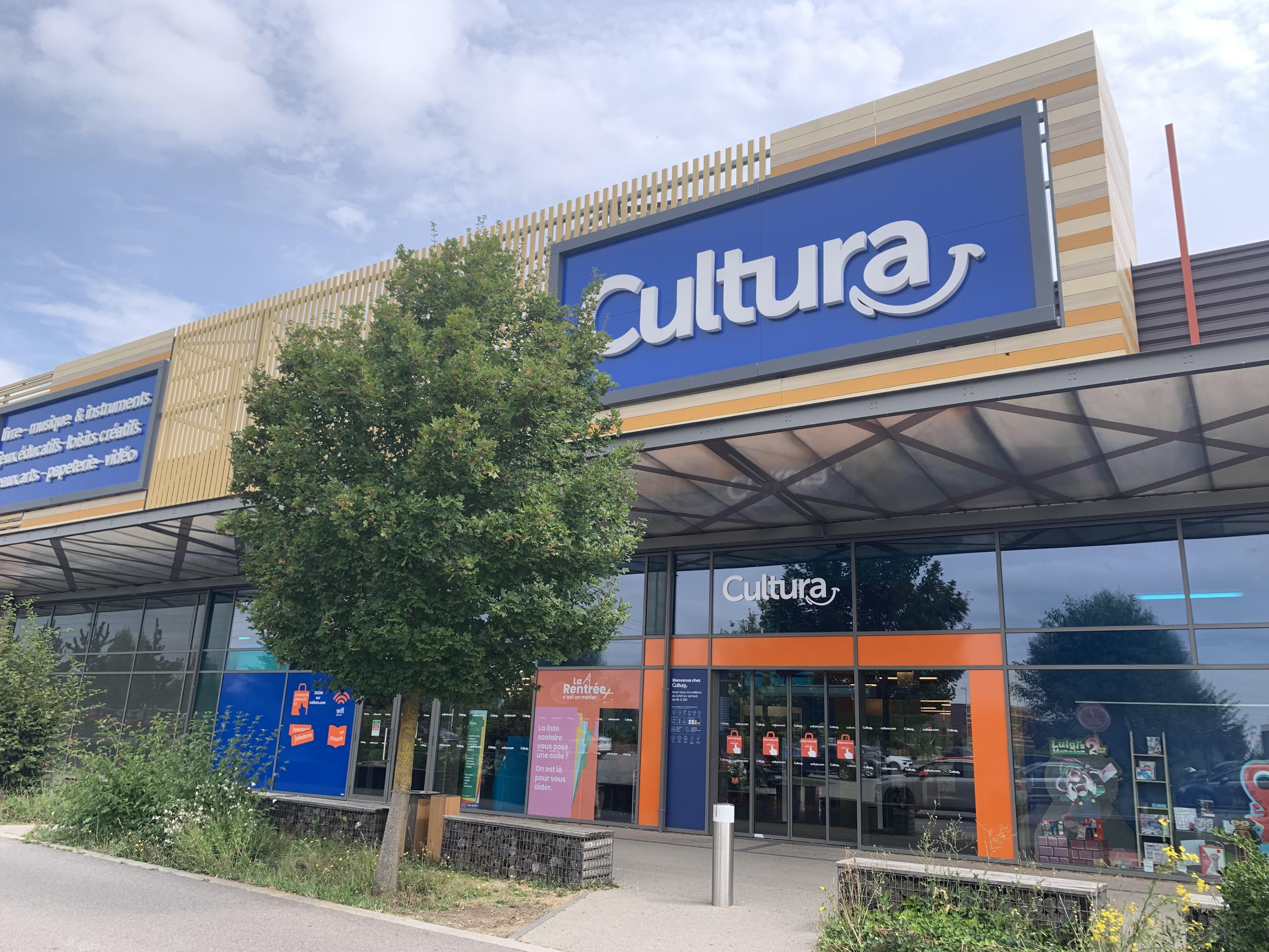 Opération Cultura Amiens : 25 000 cartables attendus pour être recyclés