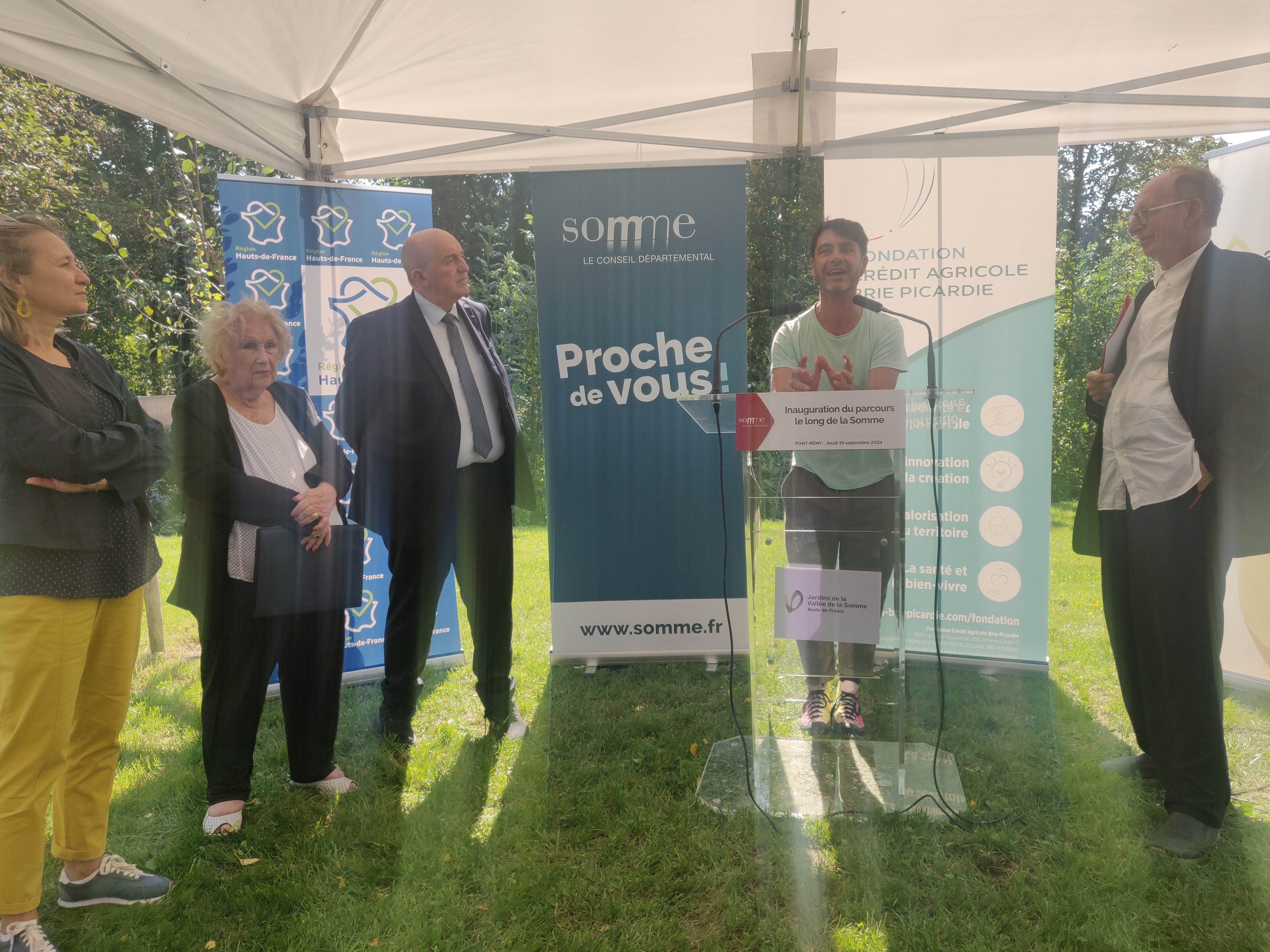 Des créations artistiques mettent les berges de la Somme en valeur