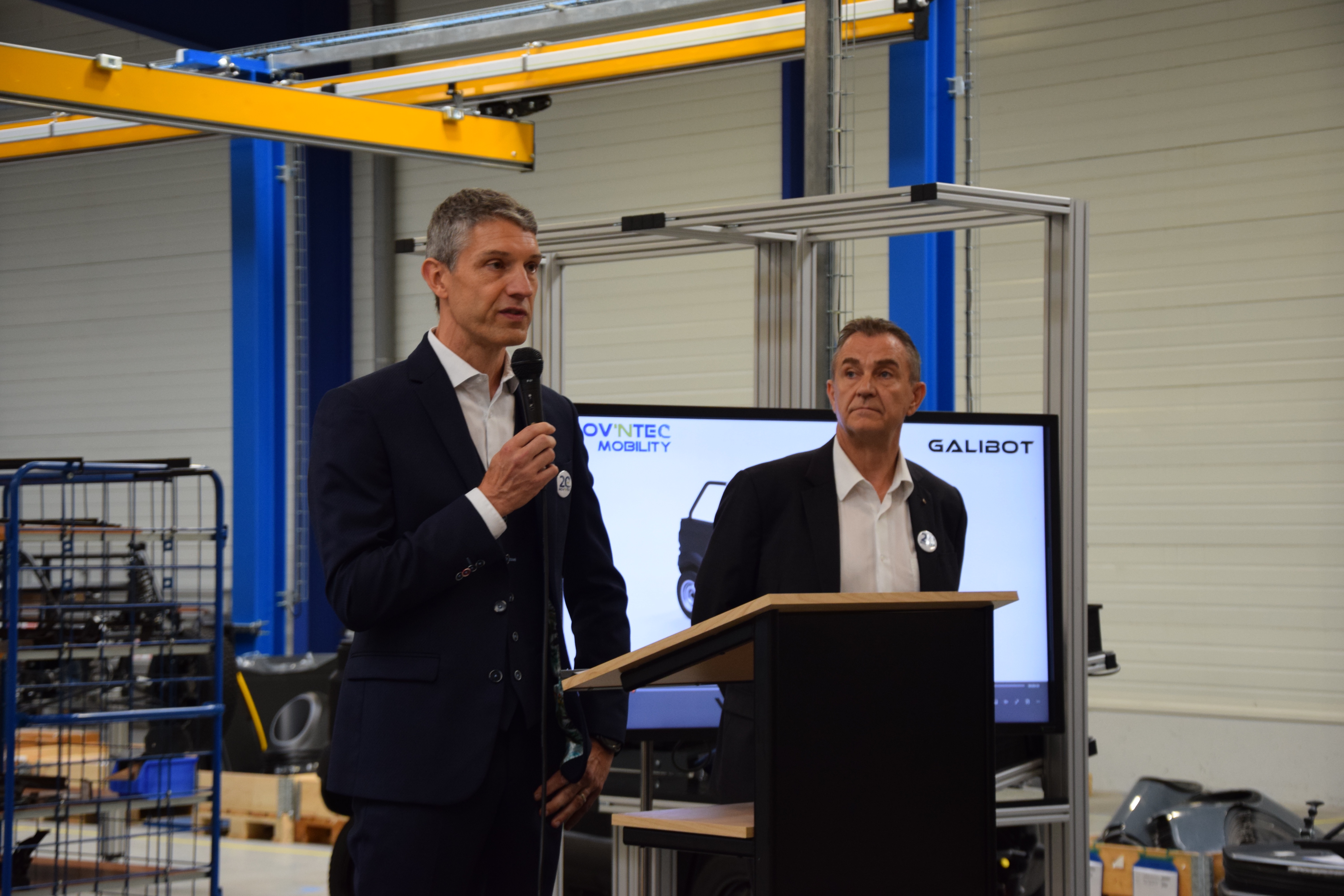 Mov'ntec inaugure une nouvelle ligne de production pour son quadricycle électrique «Galibot»