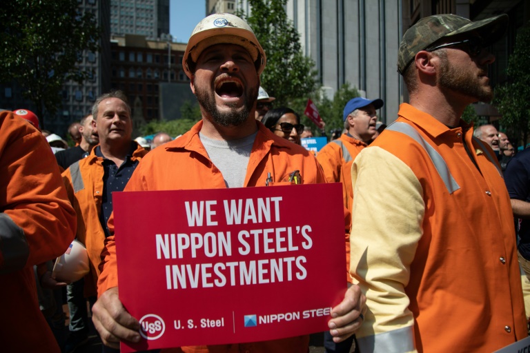 Enjeu de campagne, US Steel avertit d'un plan social si son rachat échoue