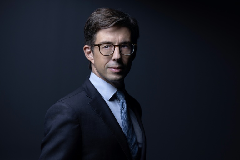 Luis Vassy, le diplomate qui veut 