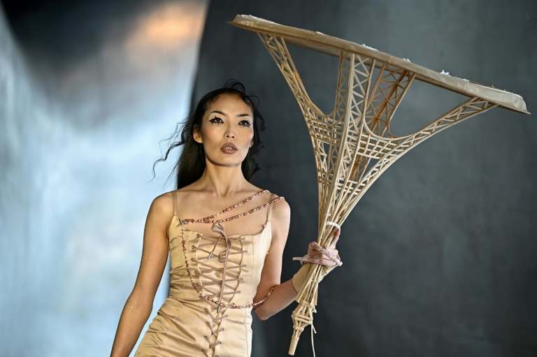 La Fashion week de Paris joue en ouverture la mode à portée de tous