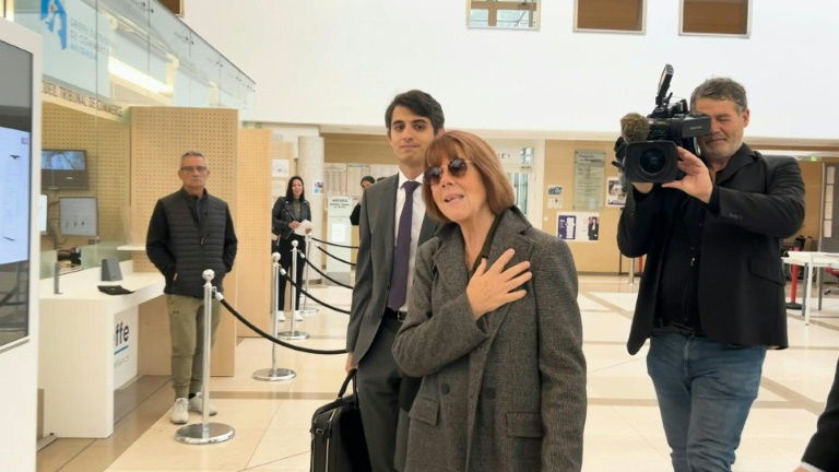 Procès des viols de Mazan: reprise des débats, en l'absence de Dominique Pelicot