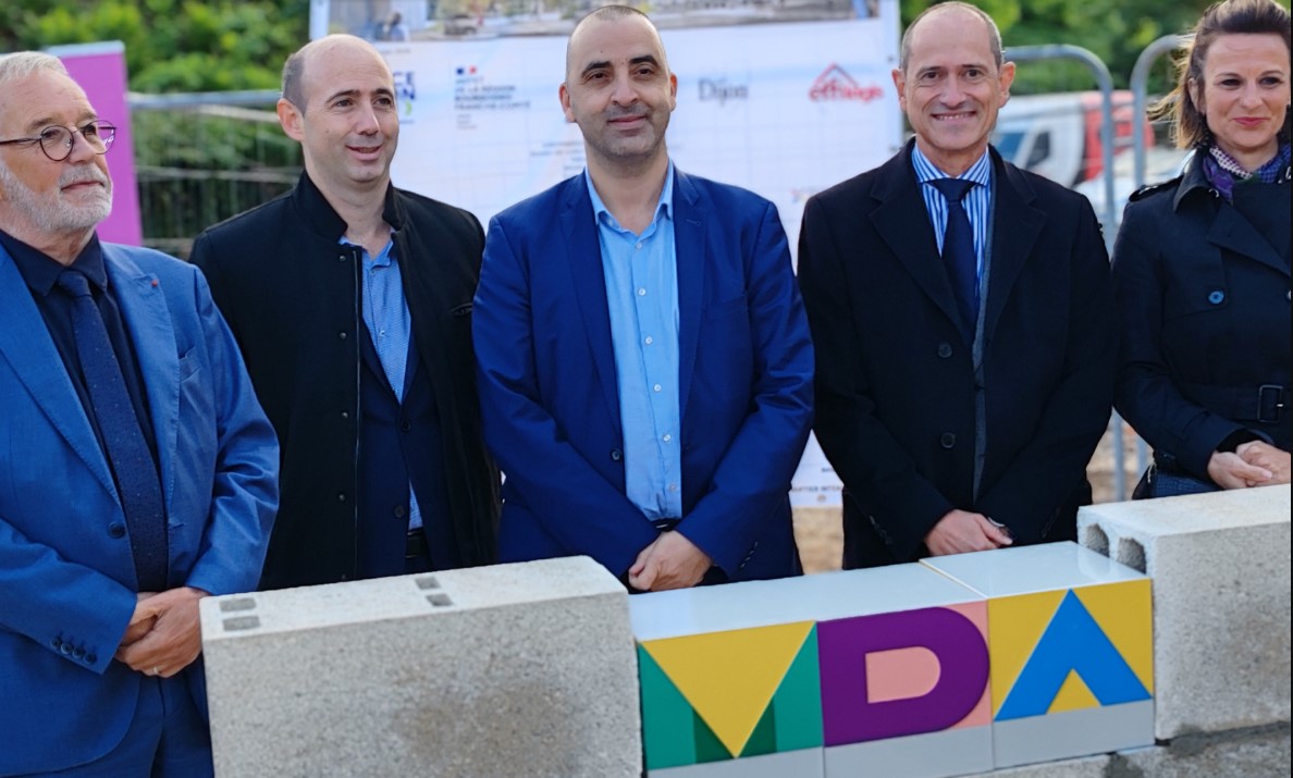 Dijon : pose de la 1ère pierre des travaux de rénovation et d’extension de la Maison des Associations