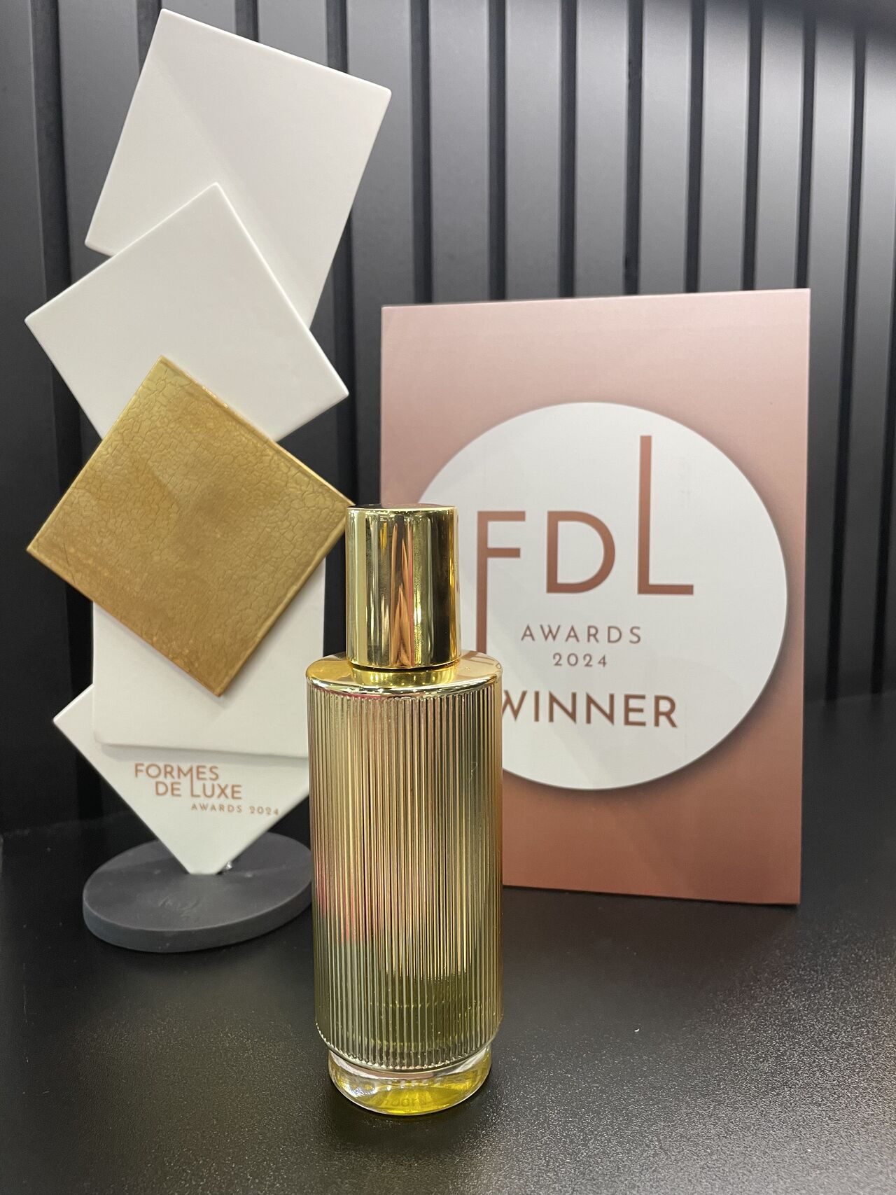 Les Verreries et Cristalleries Waltersperger décrochent le Prix Formes de luxe du flaconnage