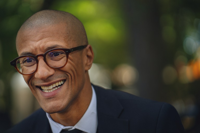 Le socialiste Karim Bouamrane lance à Saint-Ouen son mouvement à gauche