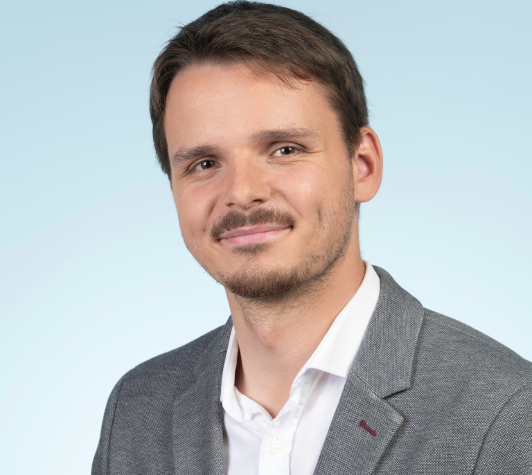 Le député de l'Isère Hugo Prevost, accusé de violences sexuelles, annonce sa démission