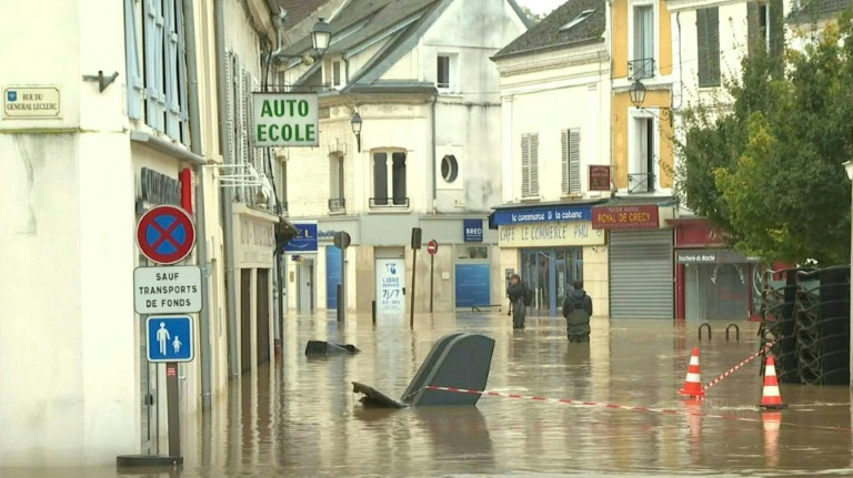 Kirk: tendance générale à la décrue, plus aucun département en vigilance rouge