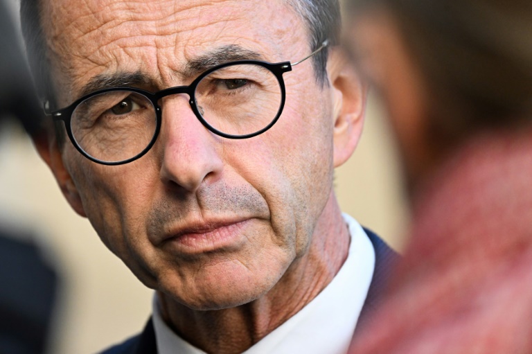 Immigration: Retailleau détaille sa loi, malaise tenace dans l'aile gauche de la macronie