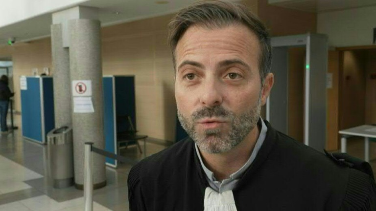 Procès des viols de Mazan: six nouveaux accusés présentés, dont l'un amené par sa compagne