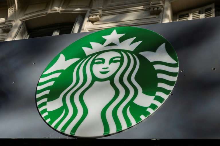 Starbucks toujours à la peine mais son nouveau patron est optimiste