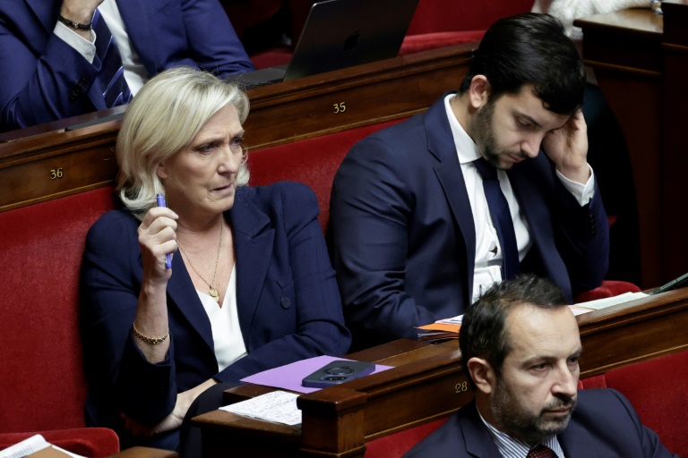 Le RN fait chou blanc sur sa journée à l'Assemblée et renvoie aux 