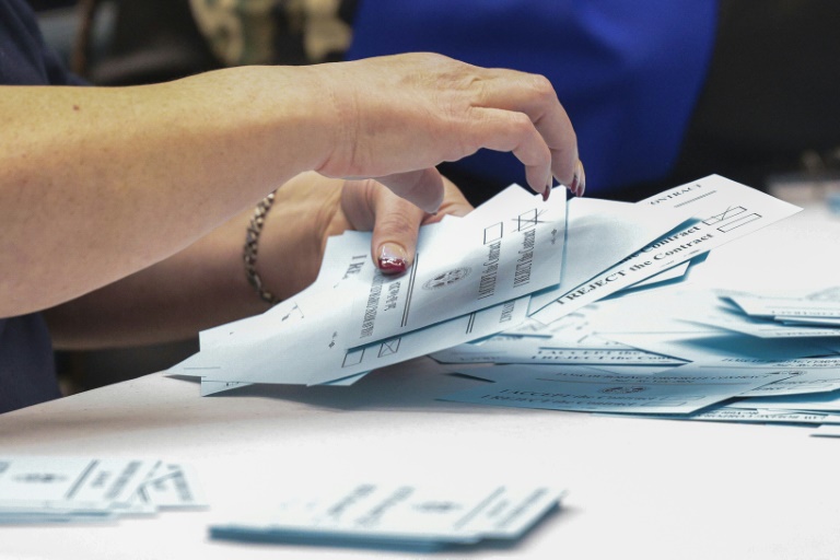 Après sept semaines de grève, les ouvriers de Boeing ratifient leur accord social