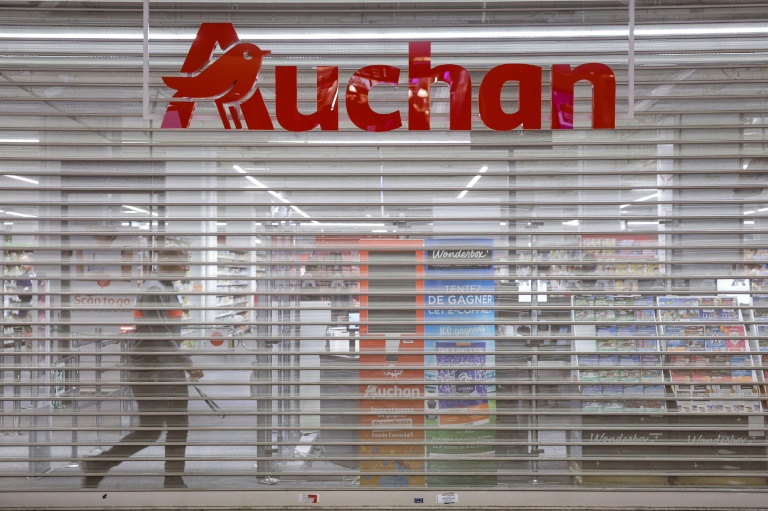 Le distributeur Auchan annonce vouloir supprimer 2.389 emplois en France