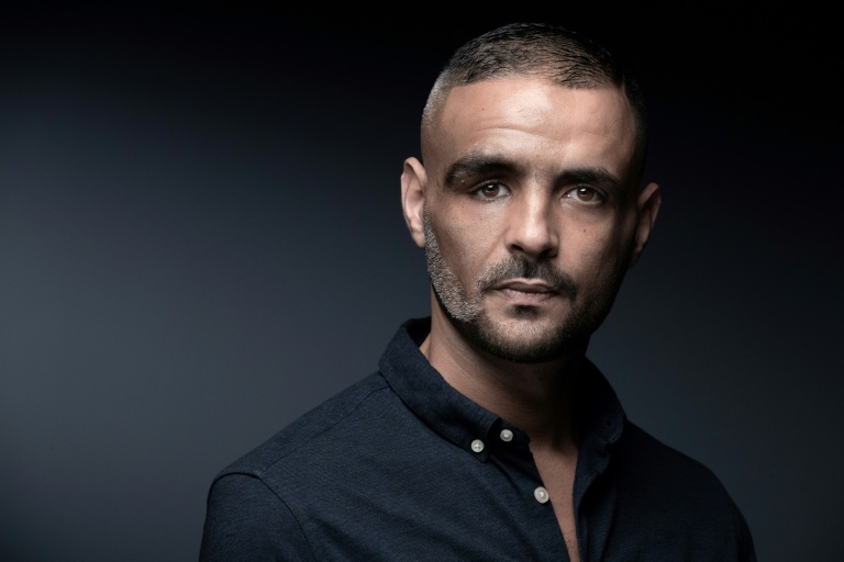 Salve de tirs après un refus d'obtempérer: deux policiers condamnés à 4 ans de prison avec sursis