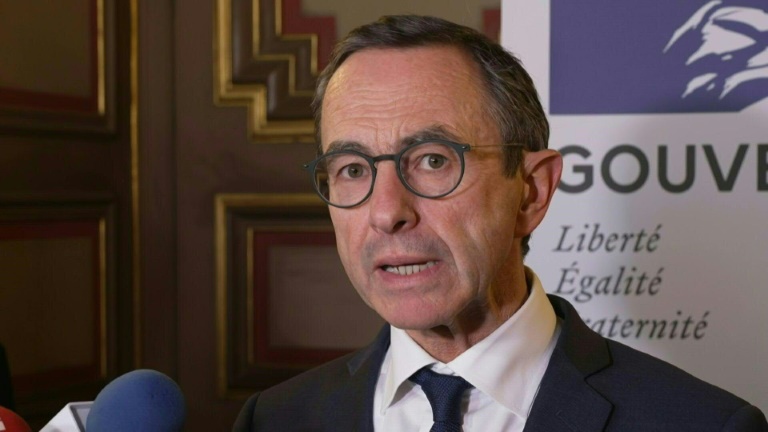 Match de foot France-Israël: Retailleau 