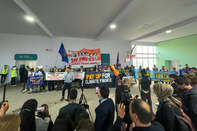 A la COP29, les tractations s'intensifient en vue d'un nouveau texte vendredi