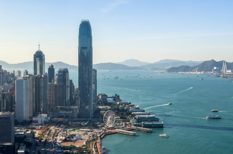 Hong Kong devient un hub pour le crime financier, alertent des législateurs américains