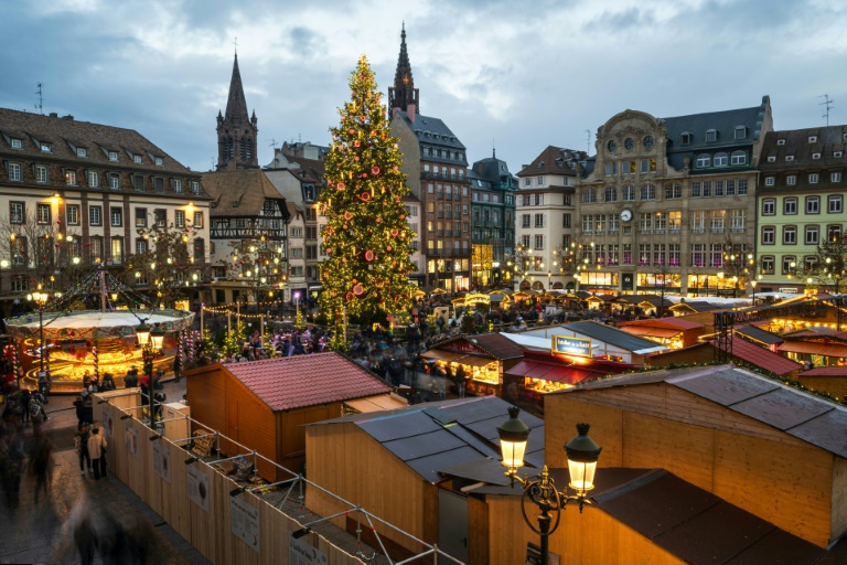 Le marché de Noël de Strasbourg ouvre sous le signe de la sécurité