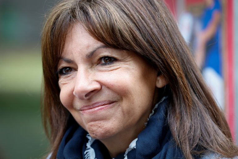 Municipales: quand Anne Hidalgo confond les noms des deux candidats PS à sa succession