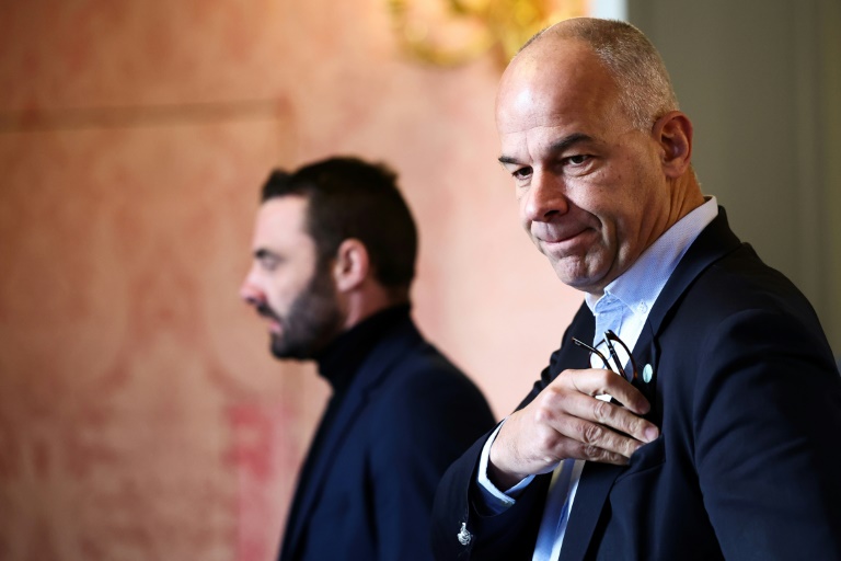 Agriculteurs: la FNSEA fait monter les enchères, préfère la 