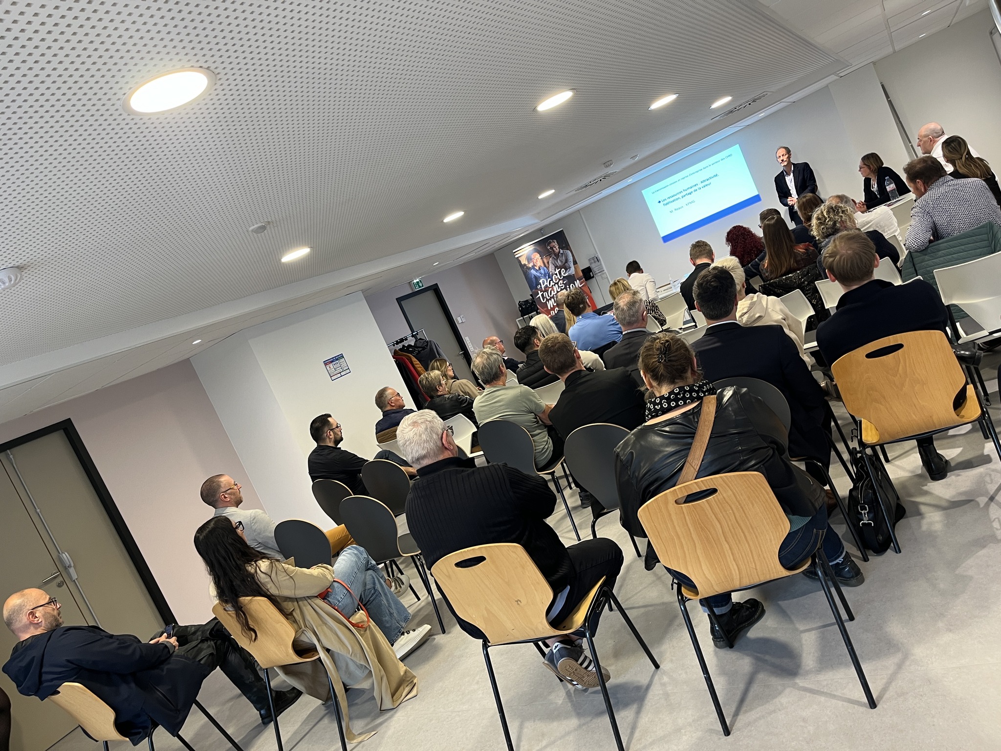 Novembre est le mois de la transmission-reprise d’entreprise 