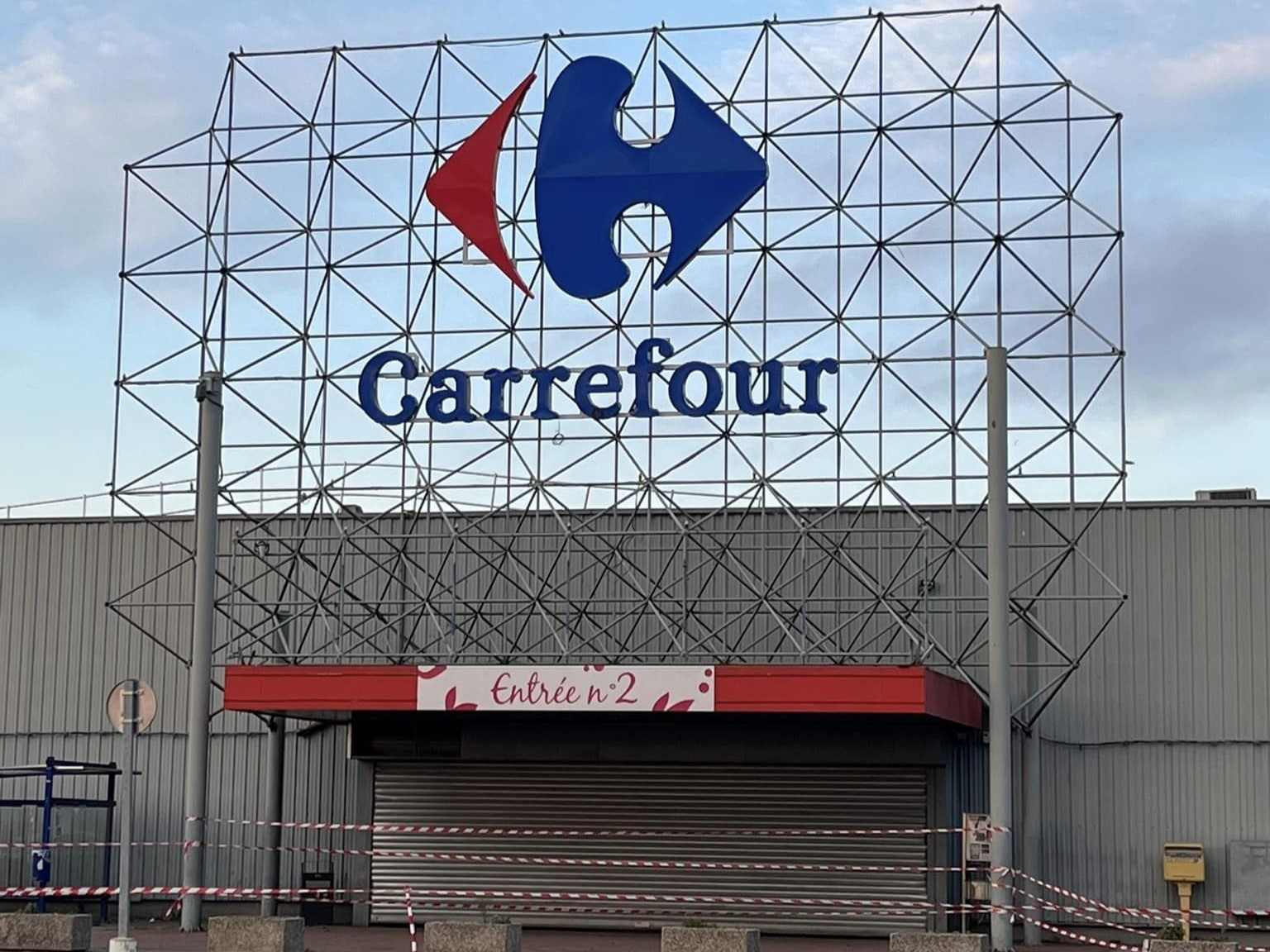 Saint-Quentin : Cora passe sous l'enseigne Carrefour