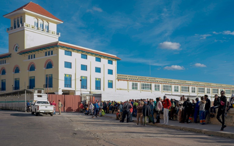 Cuba rétablit progressivement son système électrique après une nouvelle panne générale