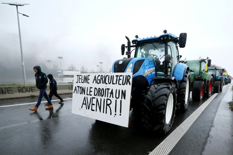 Nord: autoroute coupée par une mobilisation d'agriculteurs français et belges