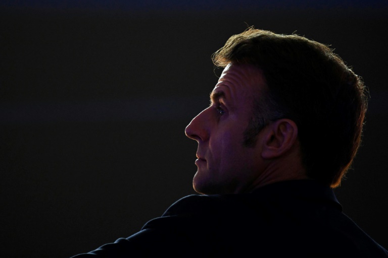 Les équations pleines d'inconnues de Macron pour nommer un nouveau Premier ministre