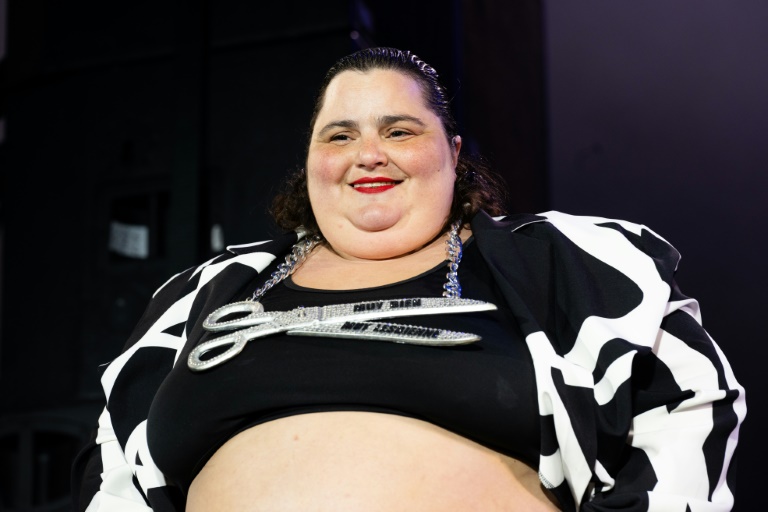 Cérémonie d'ouverture des JO: trois personnes seront jugées pour avoir cyberharcelé la DJ Barbara Butch