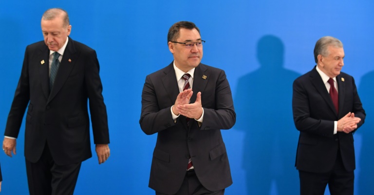 Début de la construction du chemin de fer Chine-Kirghizstan-Ouzbékistan