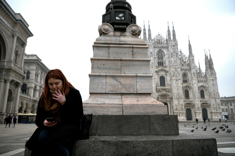 Fumer n'est plus tendance: Milan, capitale de la mode, interdit la cigarette dehors