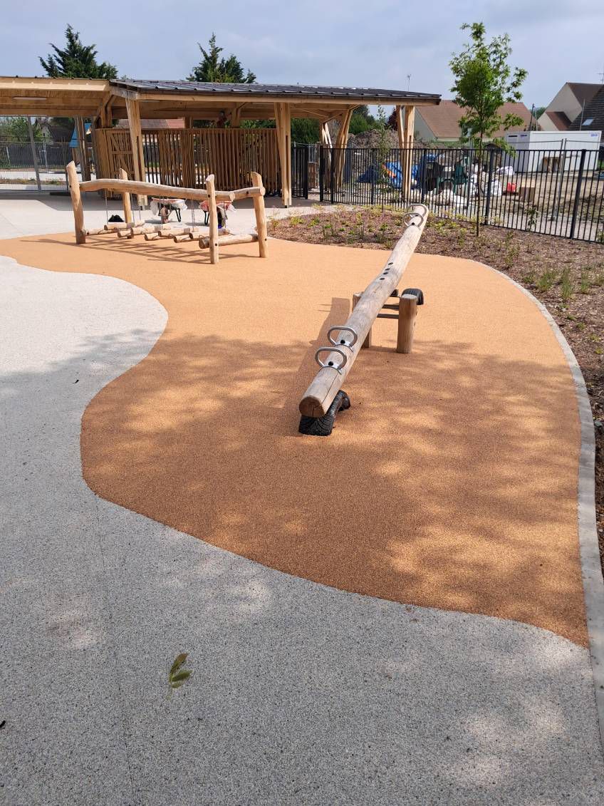 Idverde Amiens et Résineo® : une désimperméabilisation durable à Pont-Sainte-Maxence 