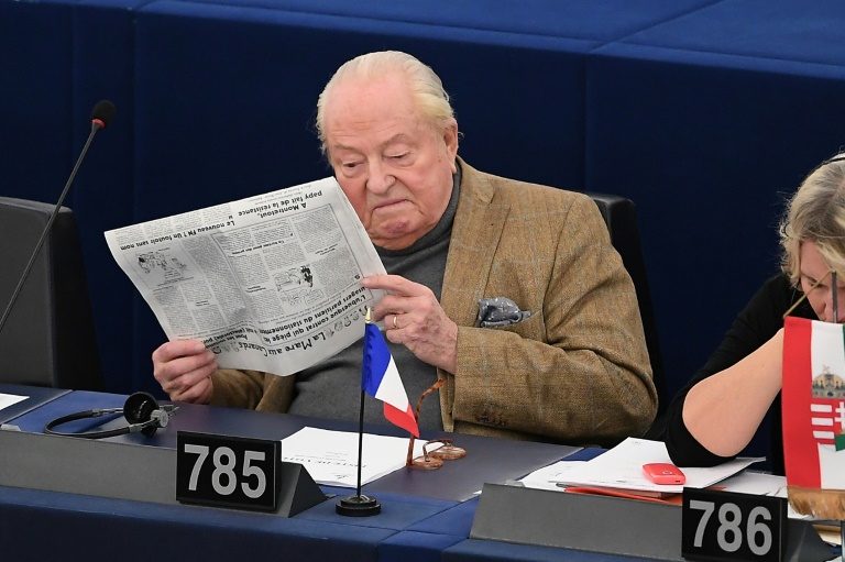 Jean-Marie Le Pen, bâtisseur de l'extrême droite moderne, sulfureux jusqu'au rejet