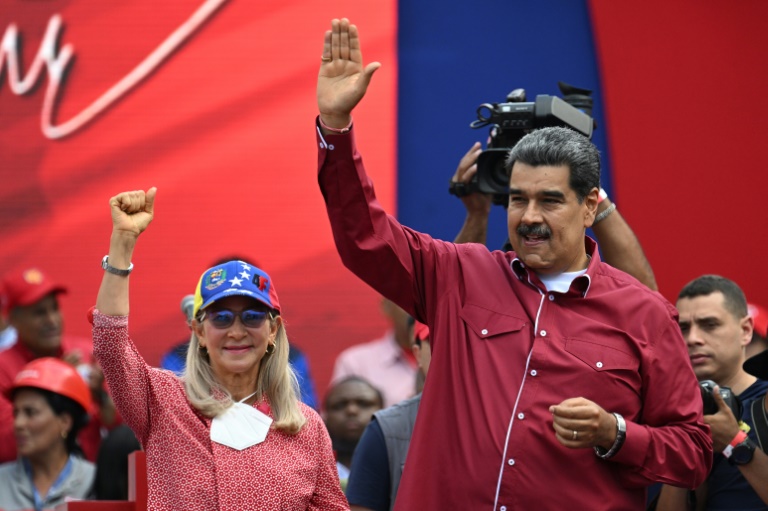 Venezuela : Nicolas Maduro, un homme du peuple à la poigne de fer