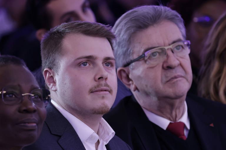 Villeneuve-Saint-Georges: Boyard légèrement en tête d'une municipale test pour LFI