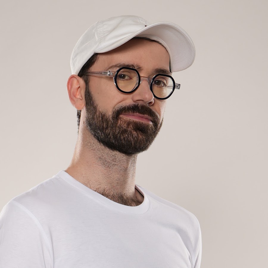 Pierre Chabrier, co-fondateur de la chaîne Vilebrequin, se lance dans un bar automobile