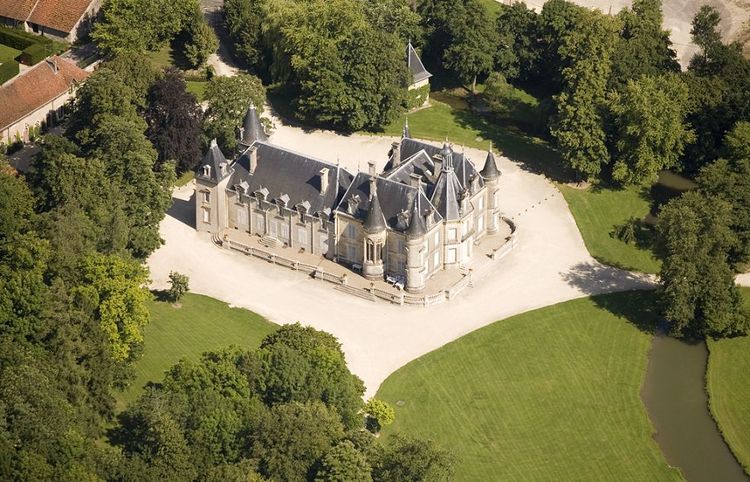 La Grande Balustrade du château de Thillombois soutenue par le programme «Patrimoine et Tourisme local»