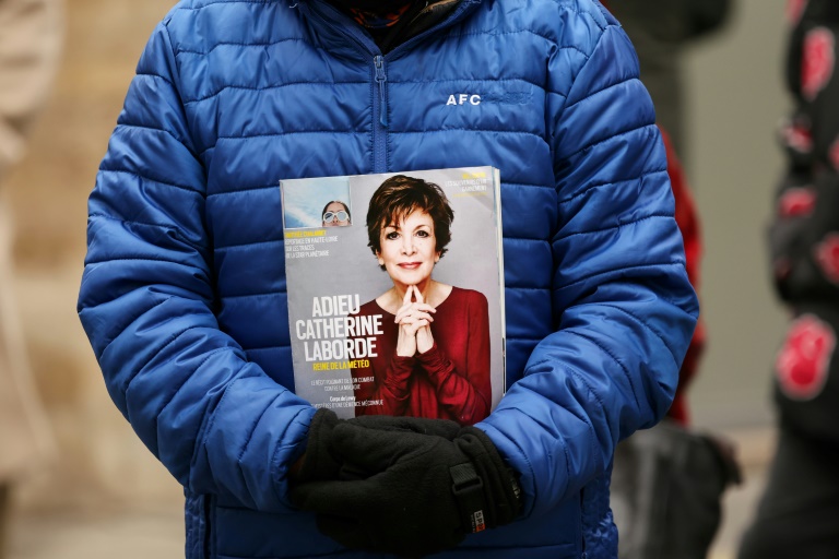 Dernier adieu à Catherine Laborde, sous le ciel gris de Paris