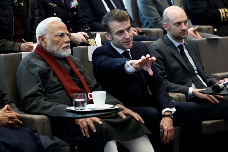 Macron et Modi affichent leur proximité à Marseille