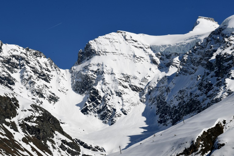 Savoie: deux morts dans une avalanche sous le col de l'Iseran